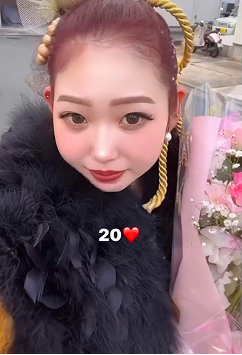 束様さまのお写真